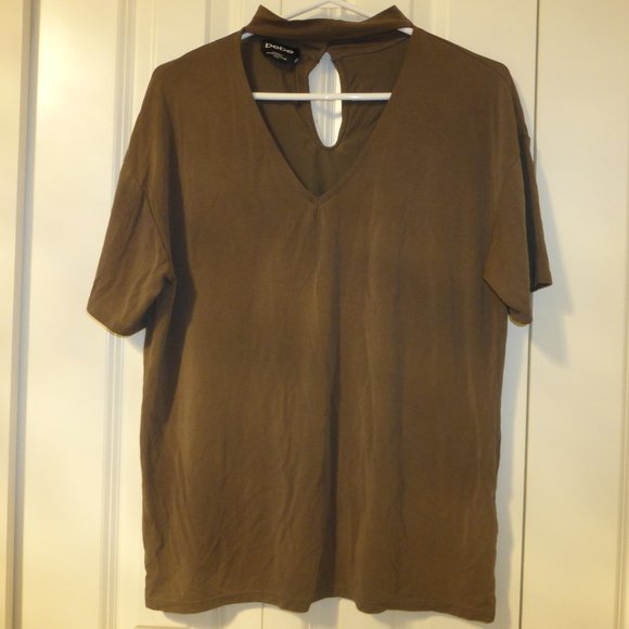 BEBE olive green oversized v-neck choker top - Picture 9 of 9